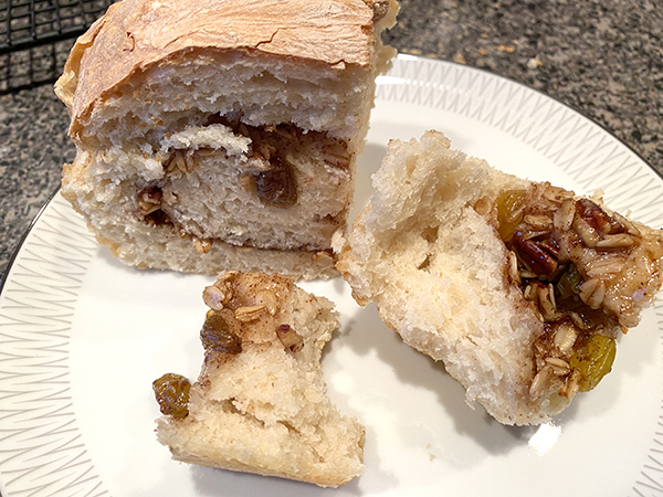 Delicious Cinnamon-Granola Bread
